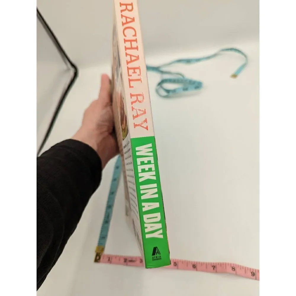 Rachael Ray Week in a Day Paperback Smart Book‎